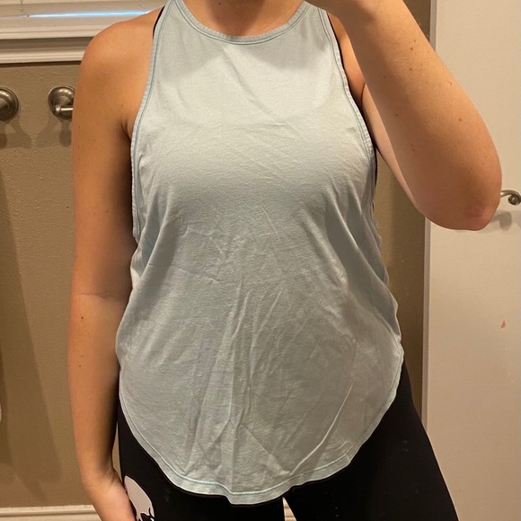 Lululemon tank top - Picture 3 of 4